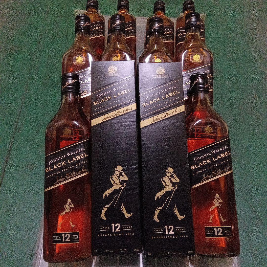 ジョニーウォーカー　ブラックラベル　12年　700ml✕１２本セット　新品