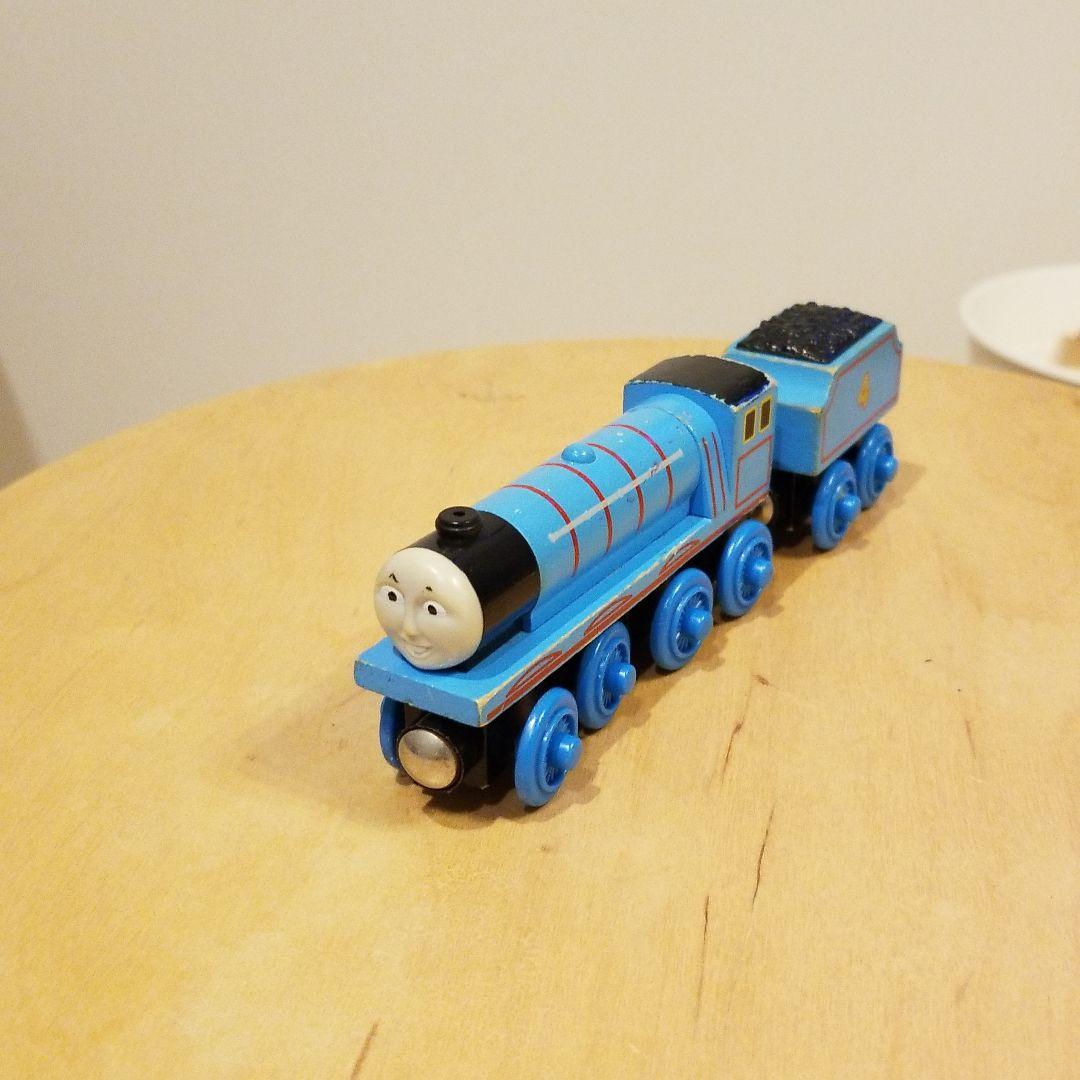 きかんしゃトーマス　木製レールシリーズ　ゴードン