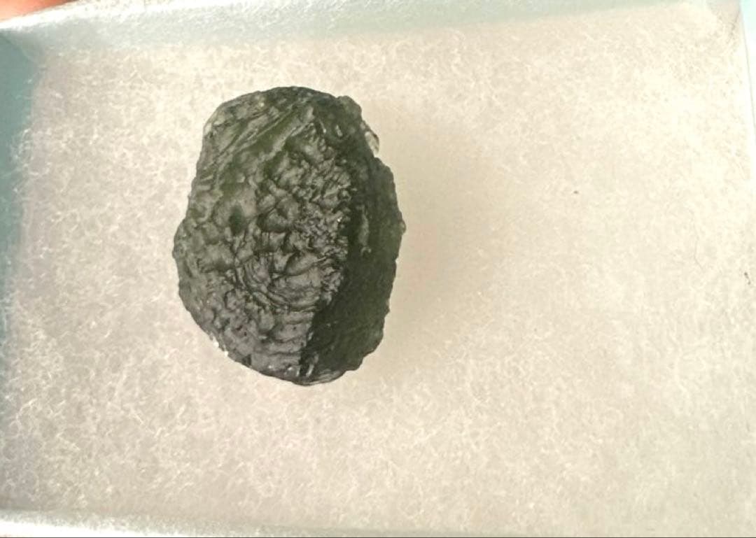 モルダバイト　原石　約11g