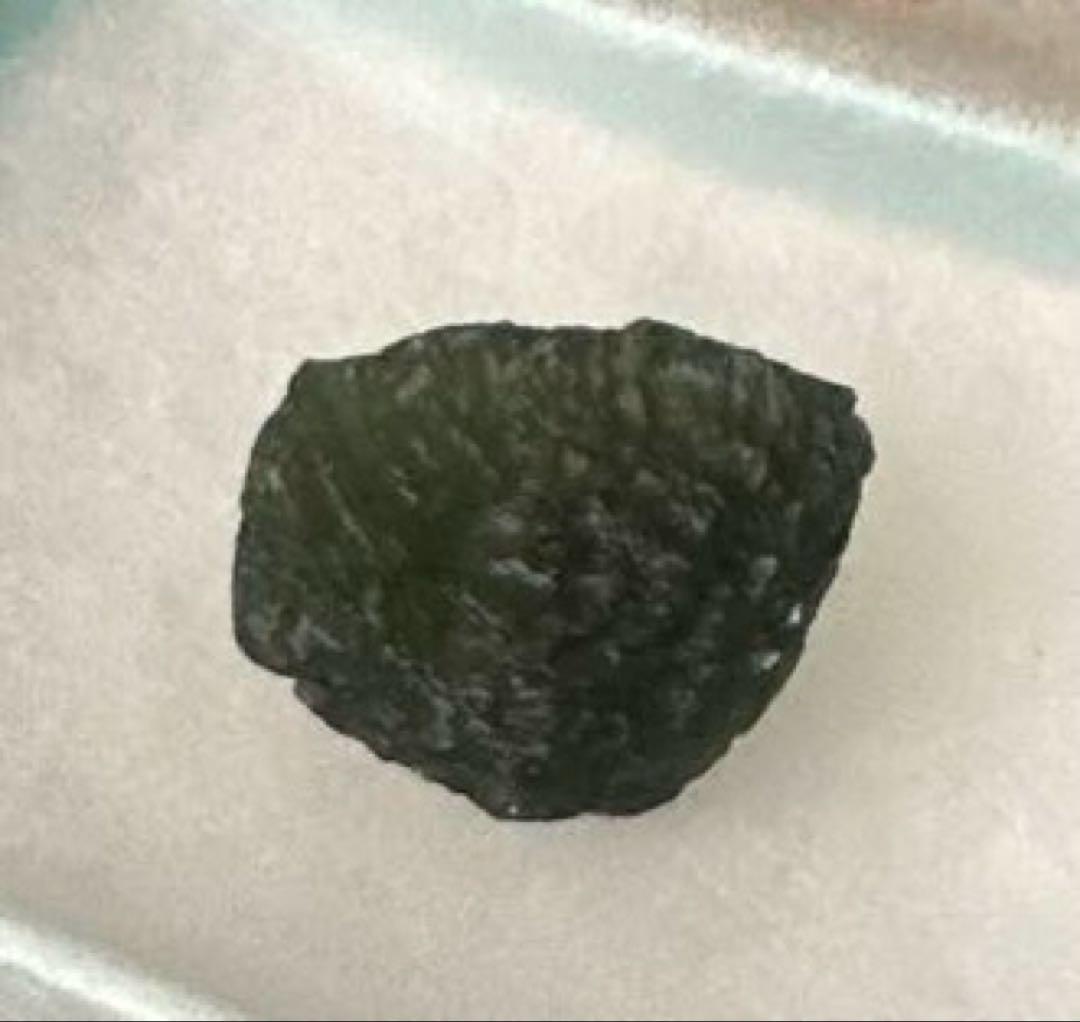 モルダバイト　原石　約11g