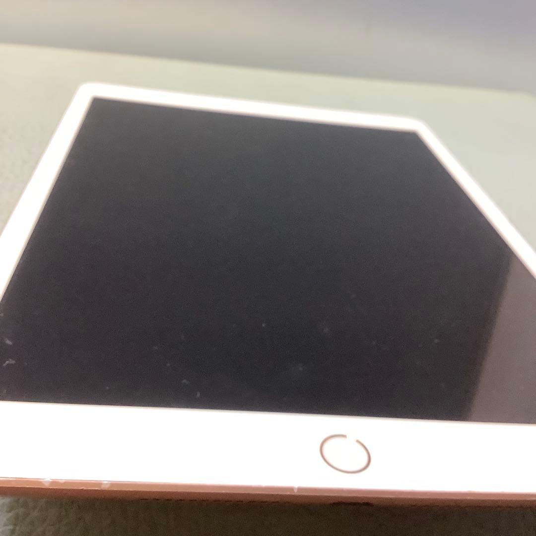 iPad 8世代32G wifi PSE新品バッテリー100％GOLD