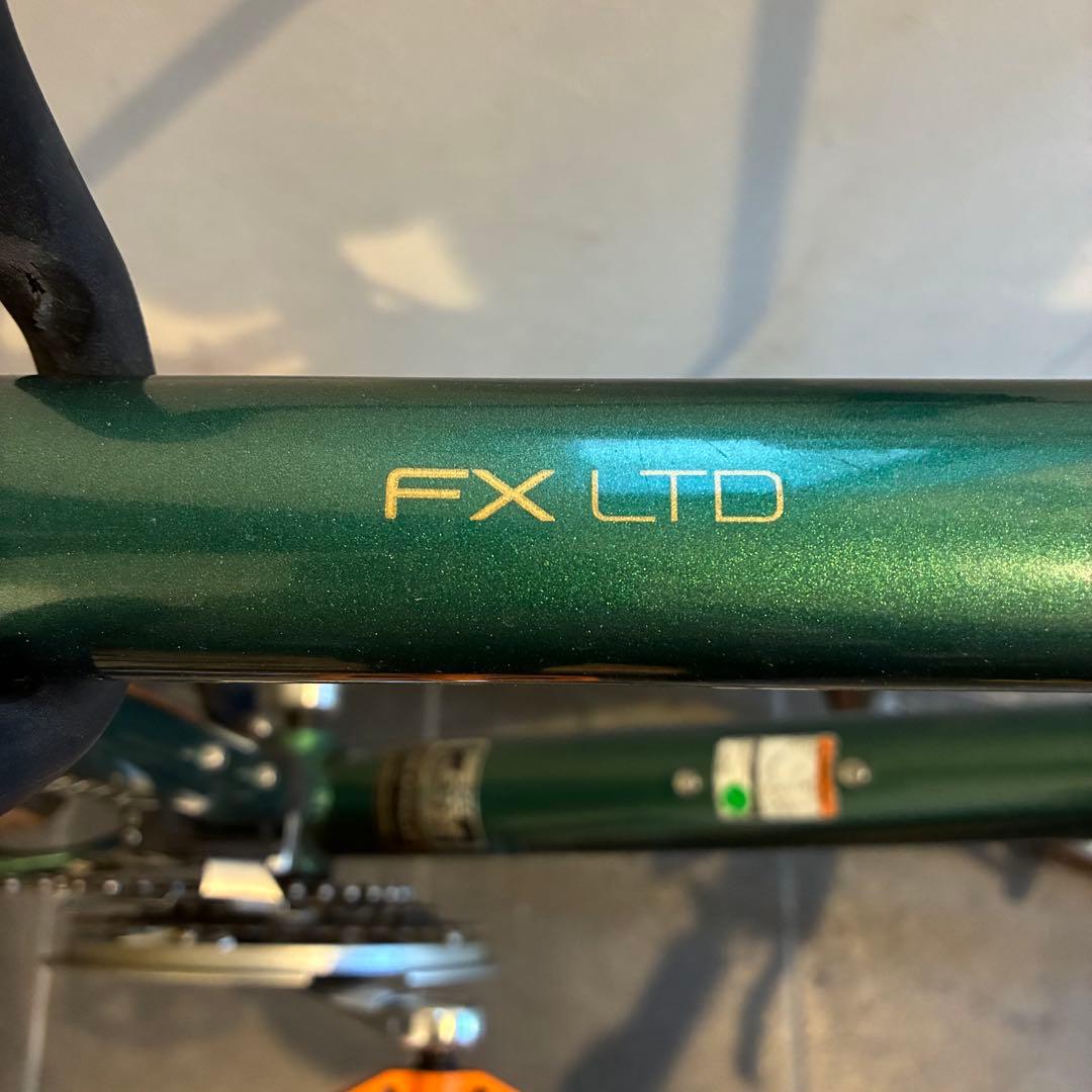 Tairun！TREK 40周年モデルFX LTDクロスバイク