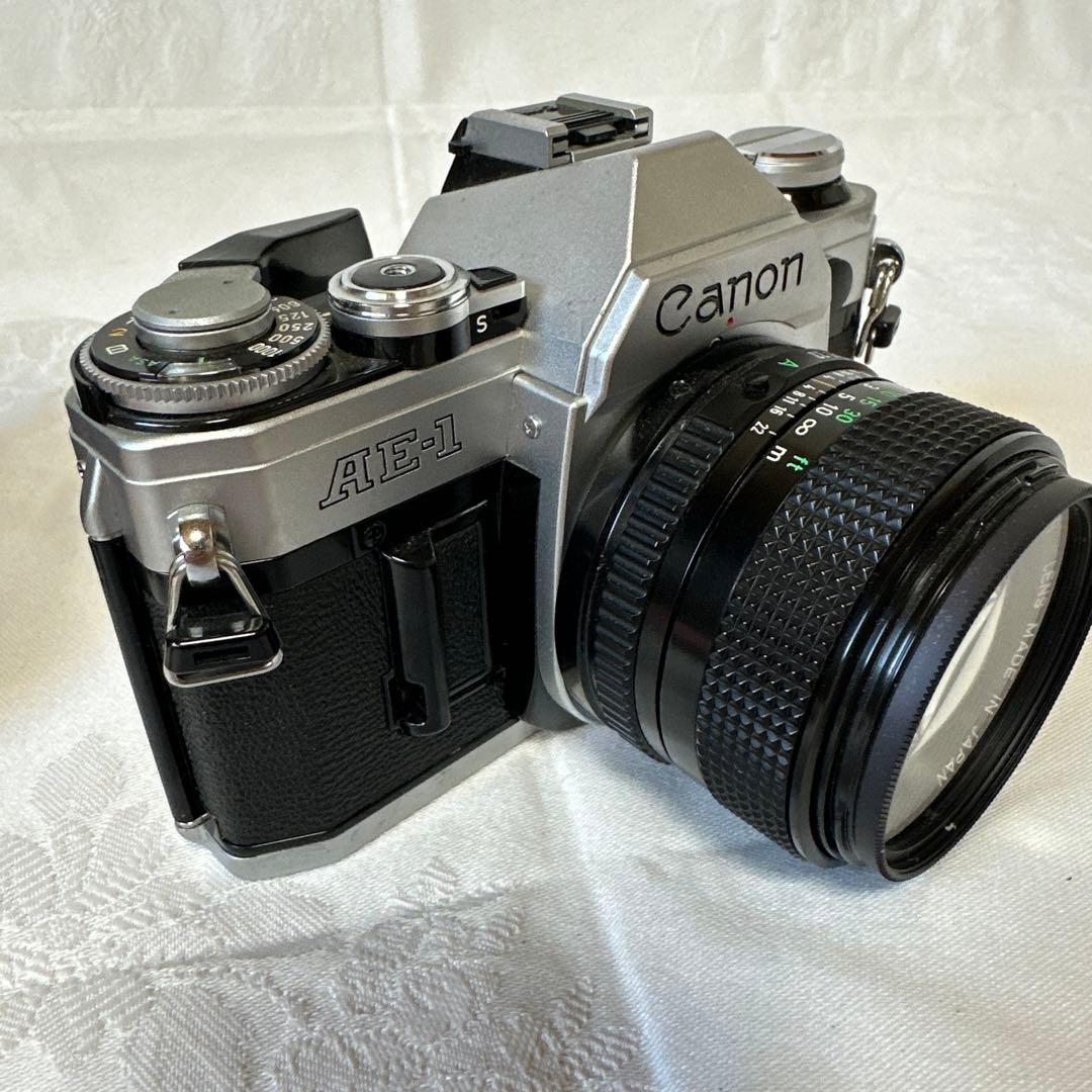 Canon AE-1 フィルムカメラ レンズ2本付き