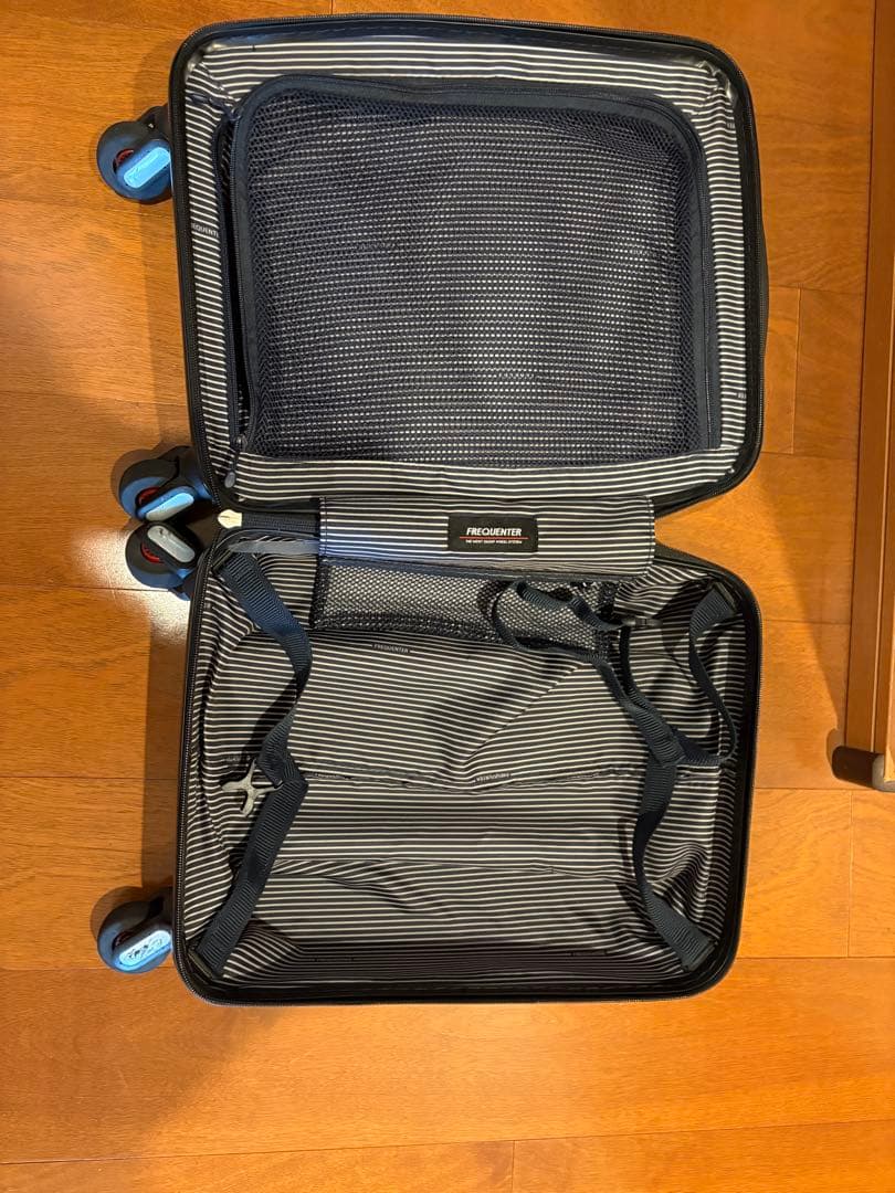 Frequenter ブラック キャリーケース 小型