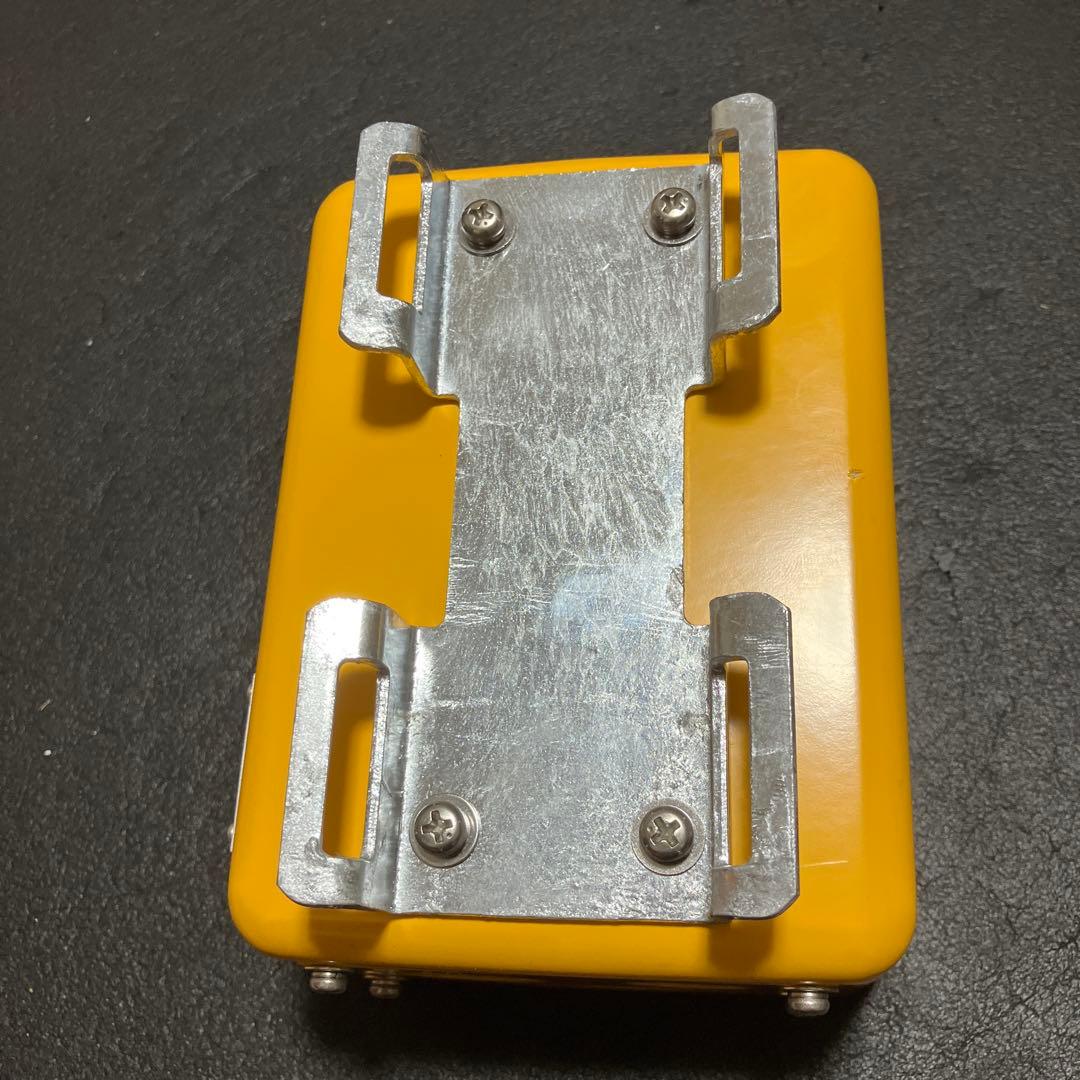 横断歩行者用ボタン 信号機