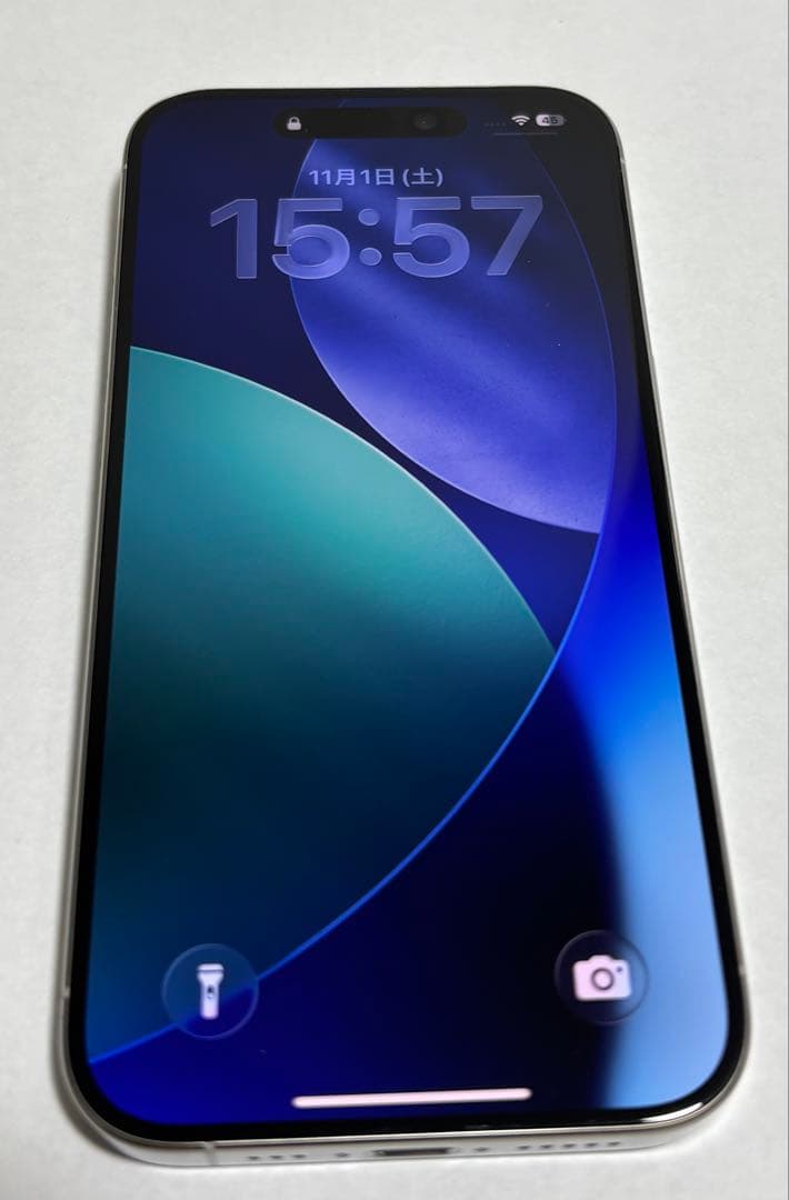 t*3様 Apple iPhone15Pro256GBホワイトチタニウムAmaz