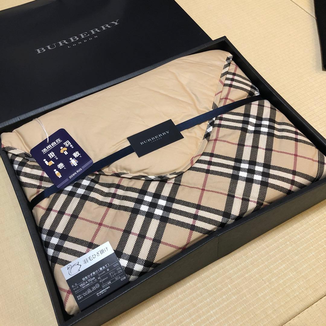 BURBERRY LONDON 羽毛ひざ掛け