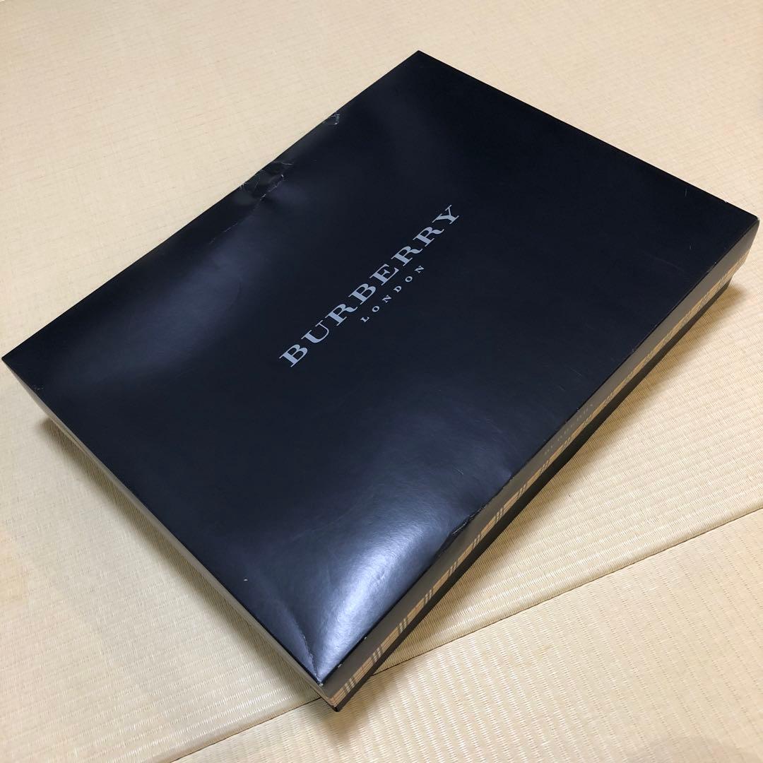 BURBERRY LONDON 羽毛ひざ掛け