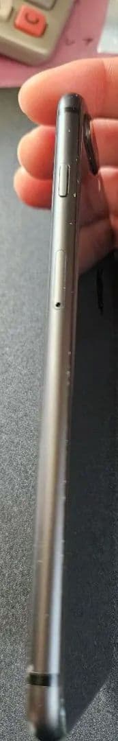 iPhone8plus 64GB 画面にひび割れ simフリー