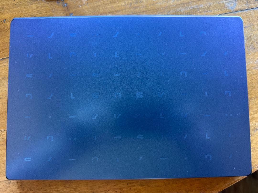 ASUS VivoBook E210MA-GJ001B ノートパソコン