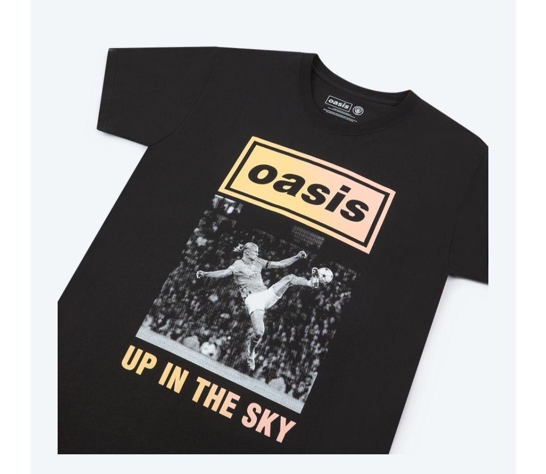 ミュージシャン ManCity x oasis Up In The Sky T-Shirt