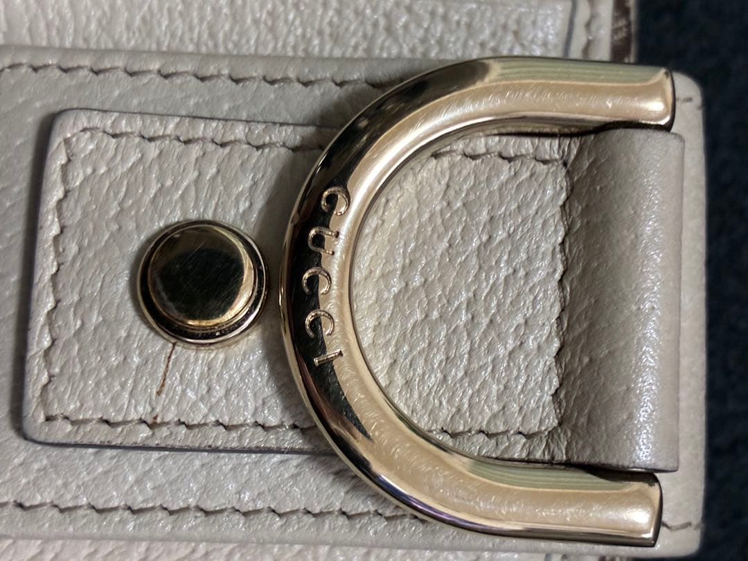 Gucci GG 二つ折り財布