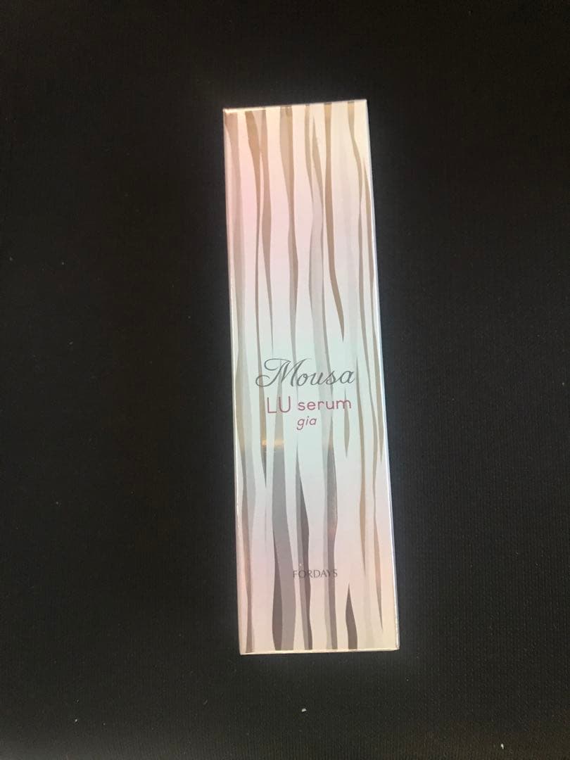 フォーデイズ　Mousa LU serum gia 新品未開封