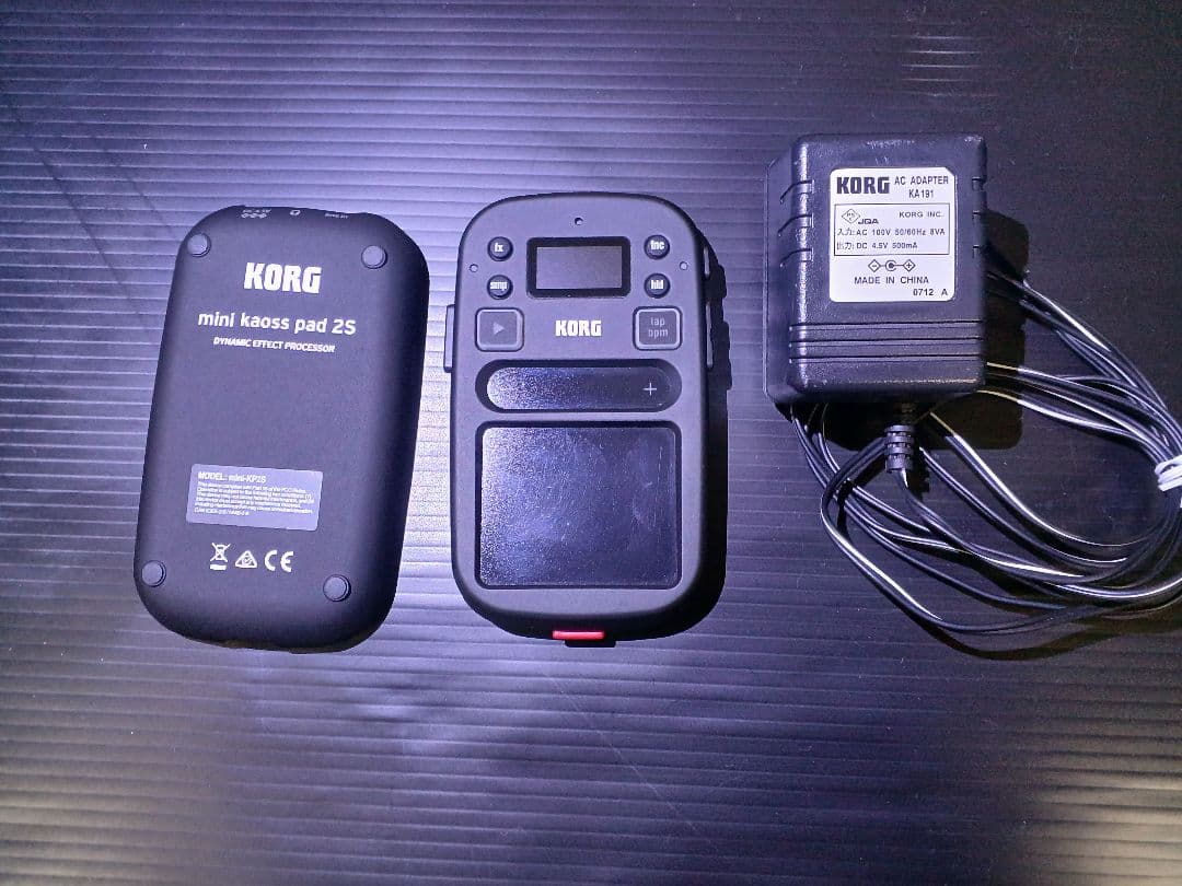 KORG mini kaoss pad 2s 本体とACアダプター