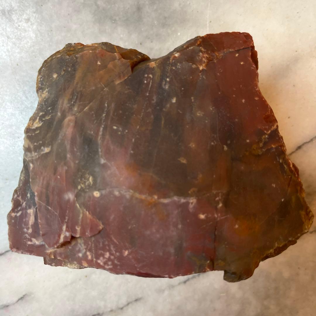 ⚠️注意‼️発送が特定月末の限定品 　赤は魔を払う縁起の良い石　おすすめの古い原石