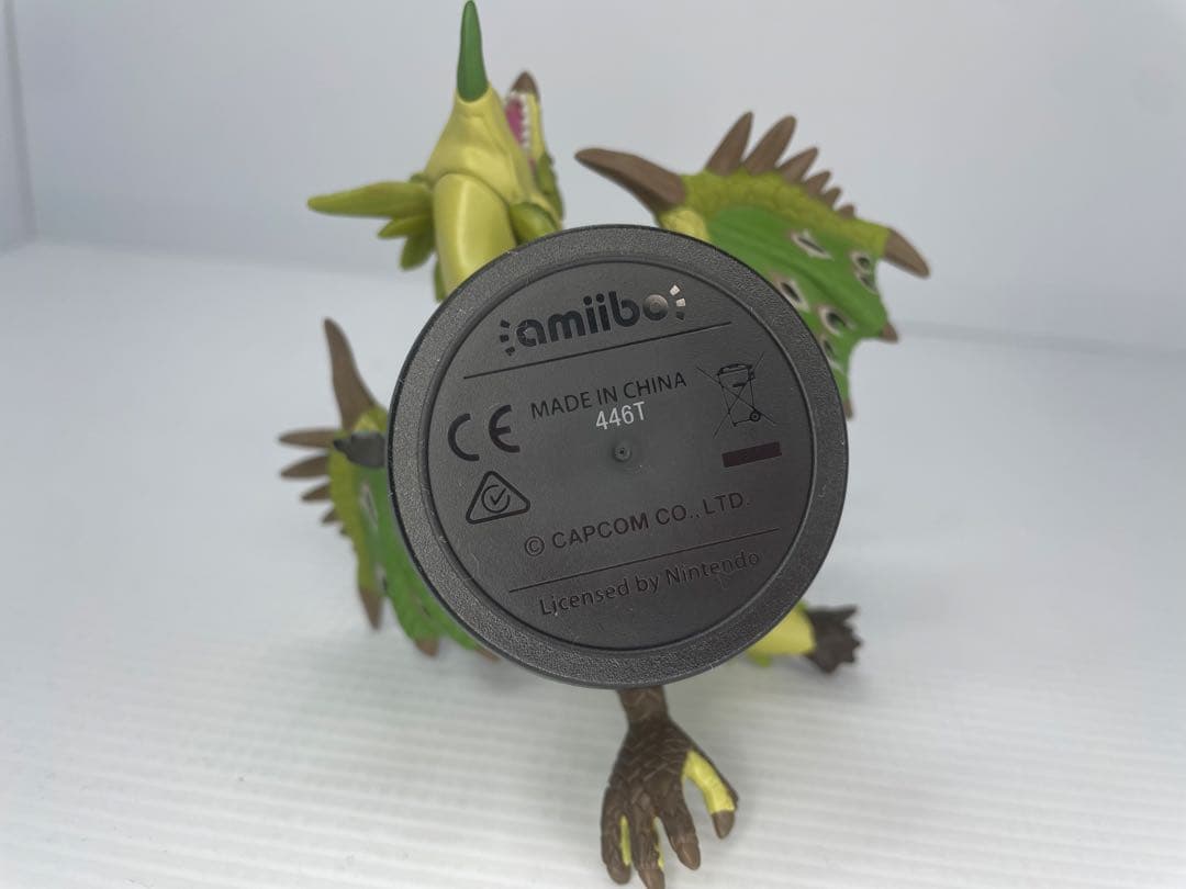 amiibo リオレイア&シュヴァル　アミーボ　モンハンストーリーズ