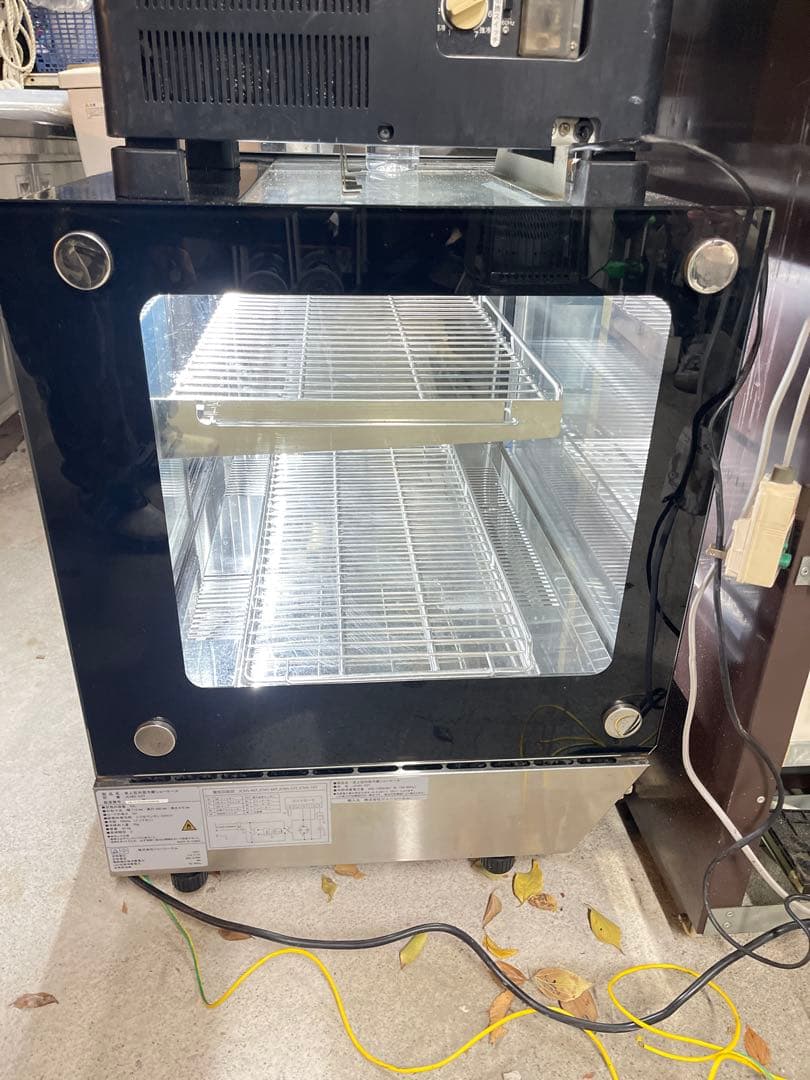 製品名：卓上型対面冷蔵ショーケース
