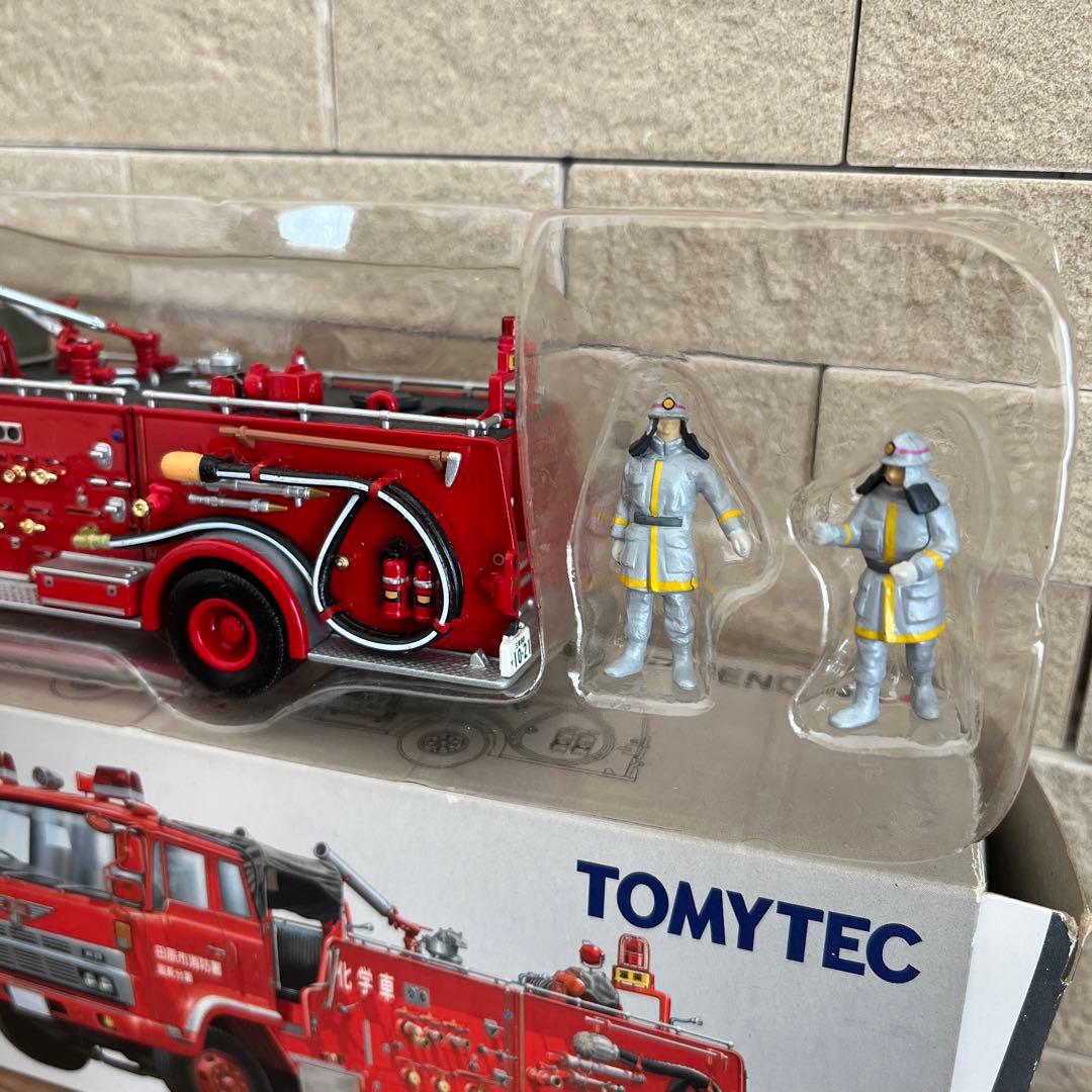 トミカリミテッドヴィンテージ ネオ 日野 化学消防車