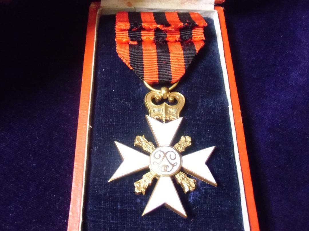 ＢＥベルギー軍＊軍及び市民有功十字勲章１級（実物）