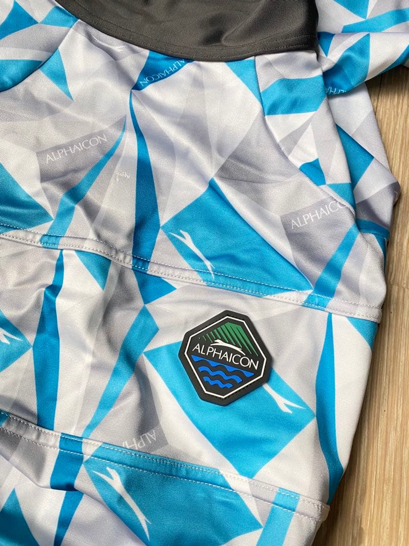 ALPHAICON 犬用全身フルドッグガード　青・白・グレー　美品