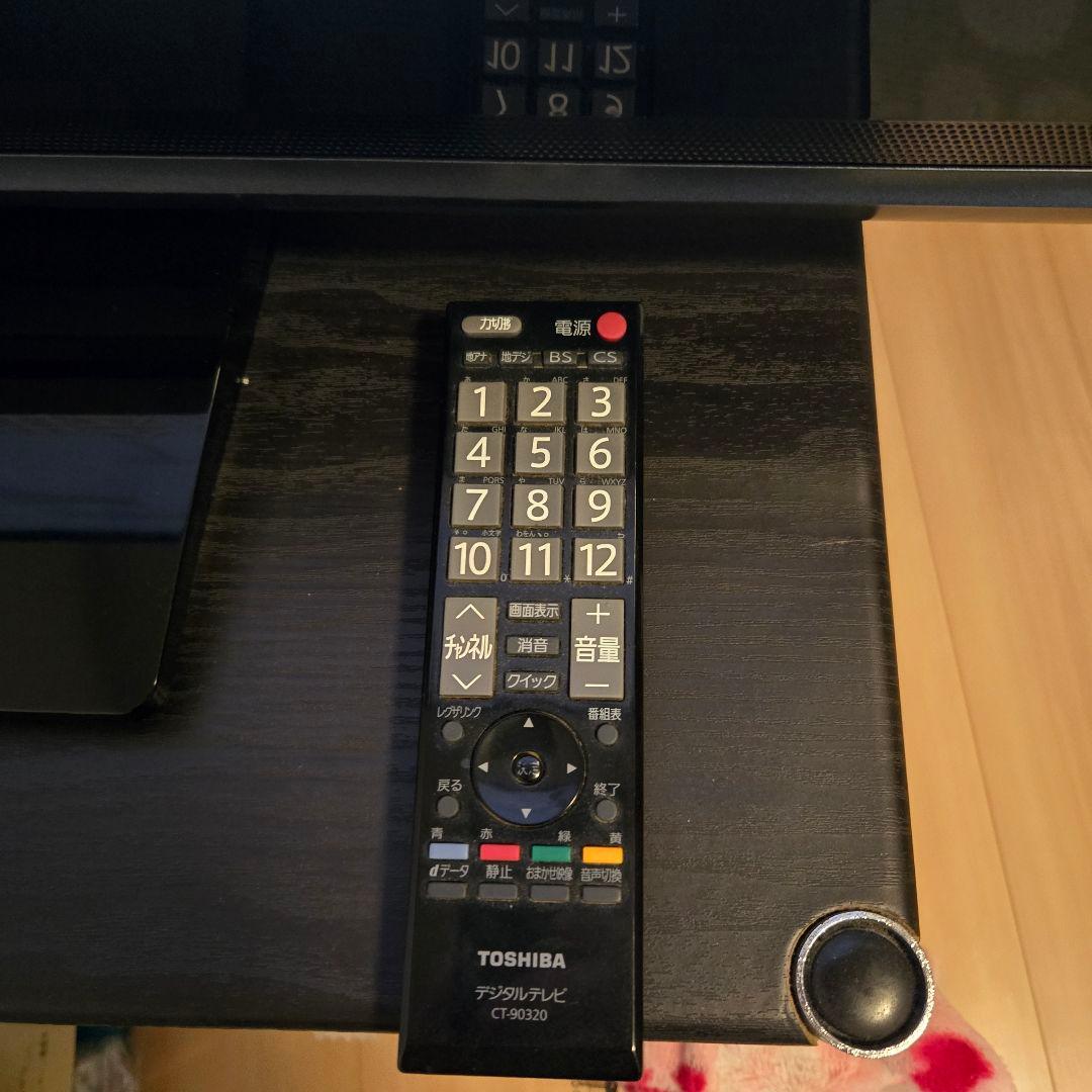 液晶テレビ 40型 東芝 REGZA