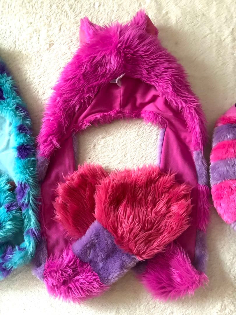 ディズニー　フードマフラー　チェシャ猫　&　サリー