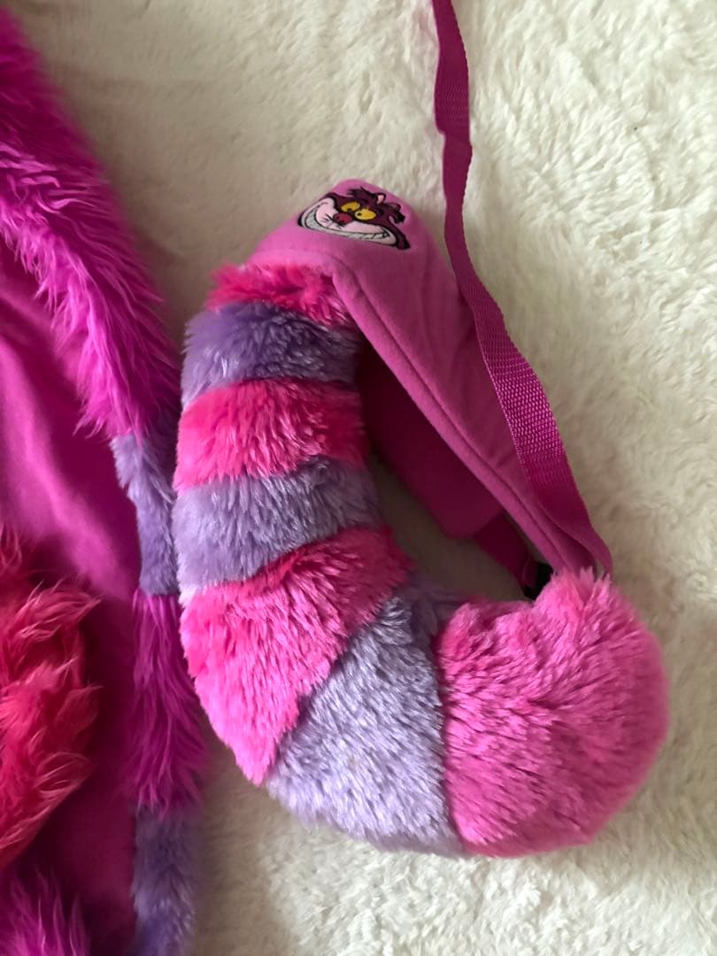 ディズニー　フードマフラー　チェシャ猫　&　サリー