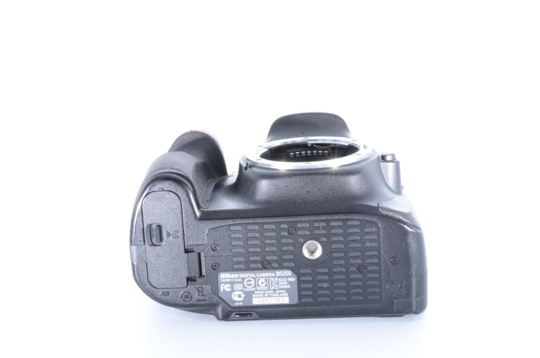 ニコン Nikon D5200 ボディ デジタル一眼レフカメラ 本体