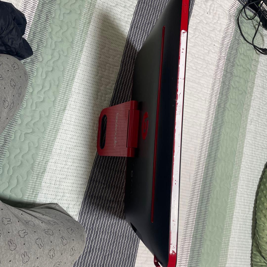 HP ENVY 23 Beats Special Edition高音質パソコン