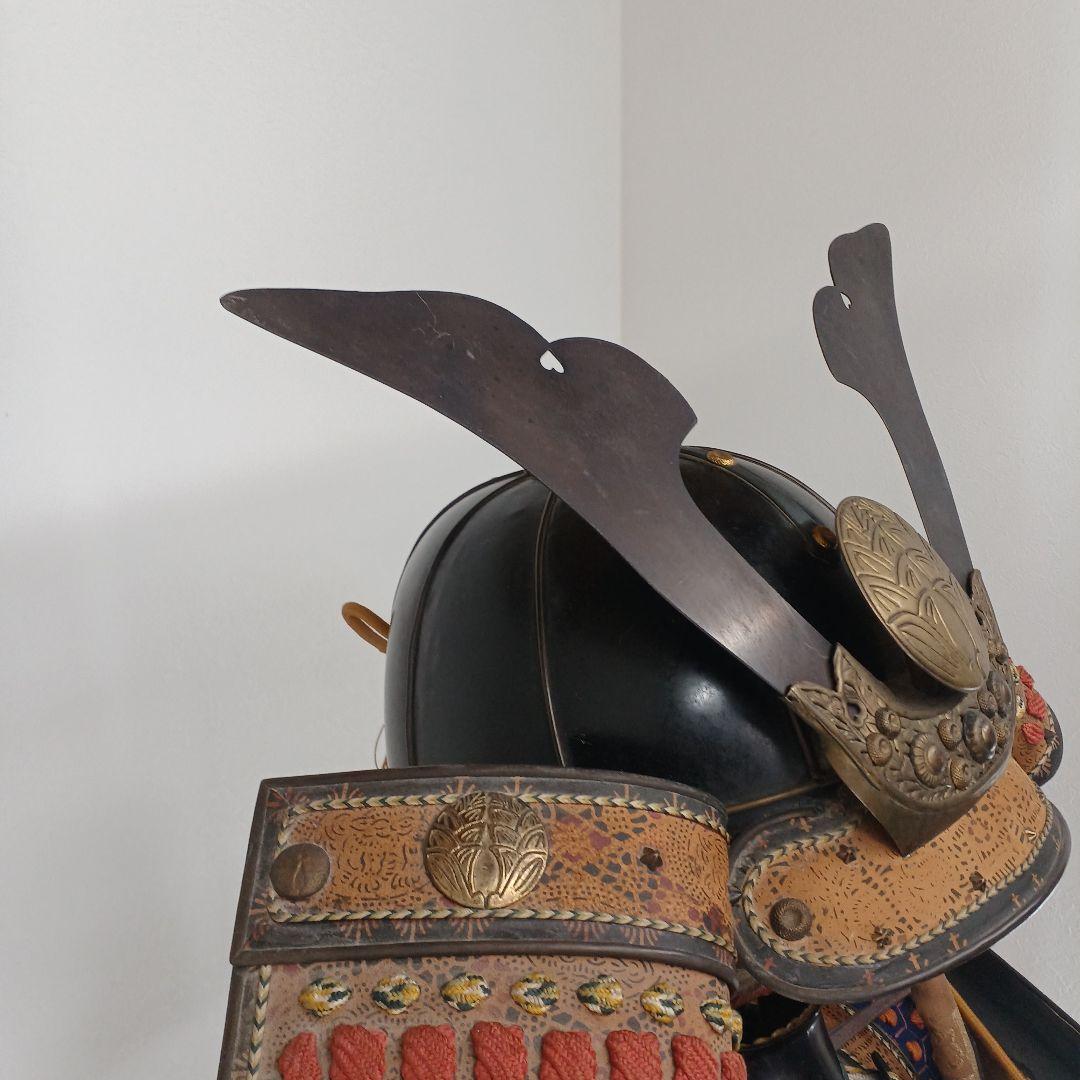 送料込み☆甲冑/等身大/武具【鎧兜一式】木製組み立て式 甲冑展示台付き