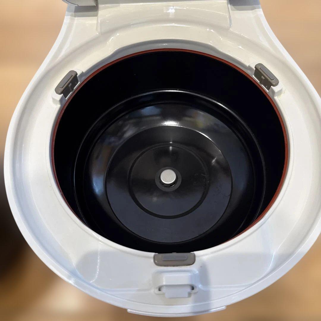 本炭釜 紬　NJ-BW10F-W　2024年製