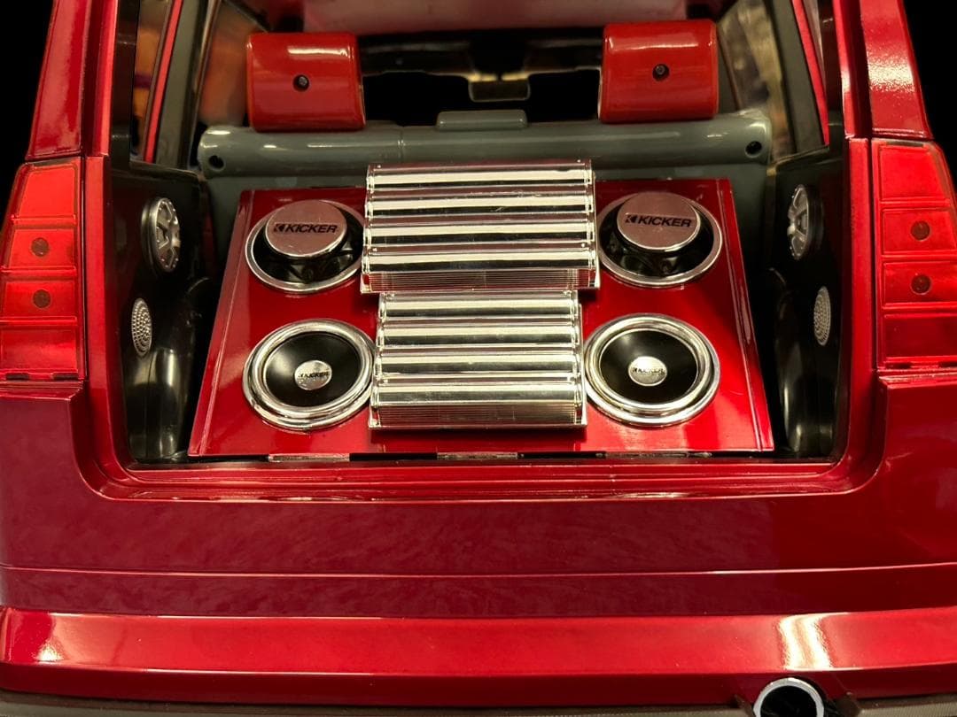 DUB CITY 1/10 大型ラジコン サイオン Scion xB