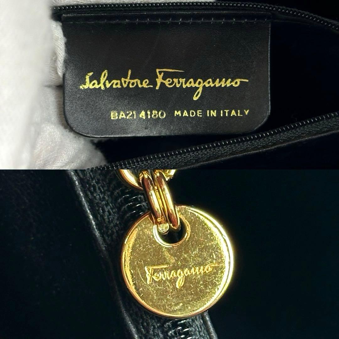 【美品】フェラガモ　ハンドバッグ　ヴァラリボン　ゴールド金具　バケツ　レザー　赤