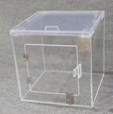 アクリルケージ