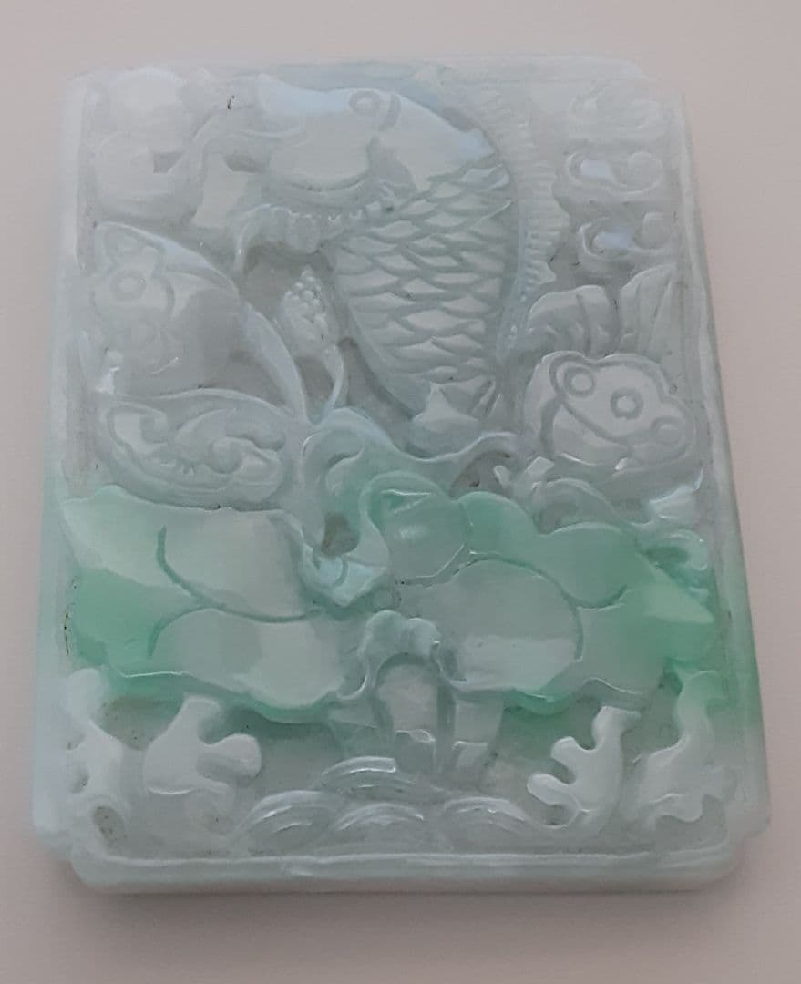 骨董翡翠ペンダント