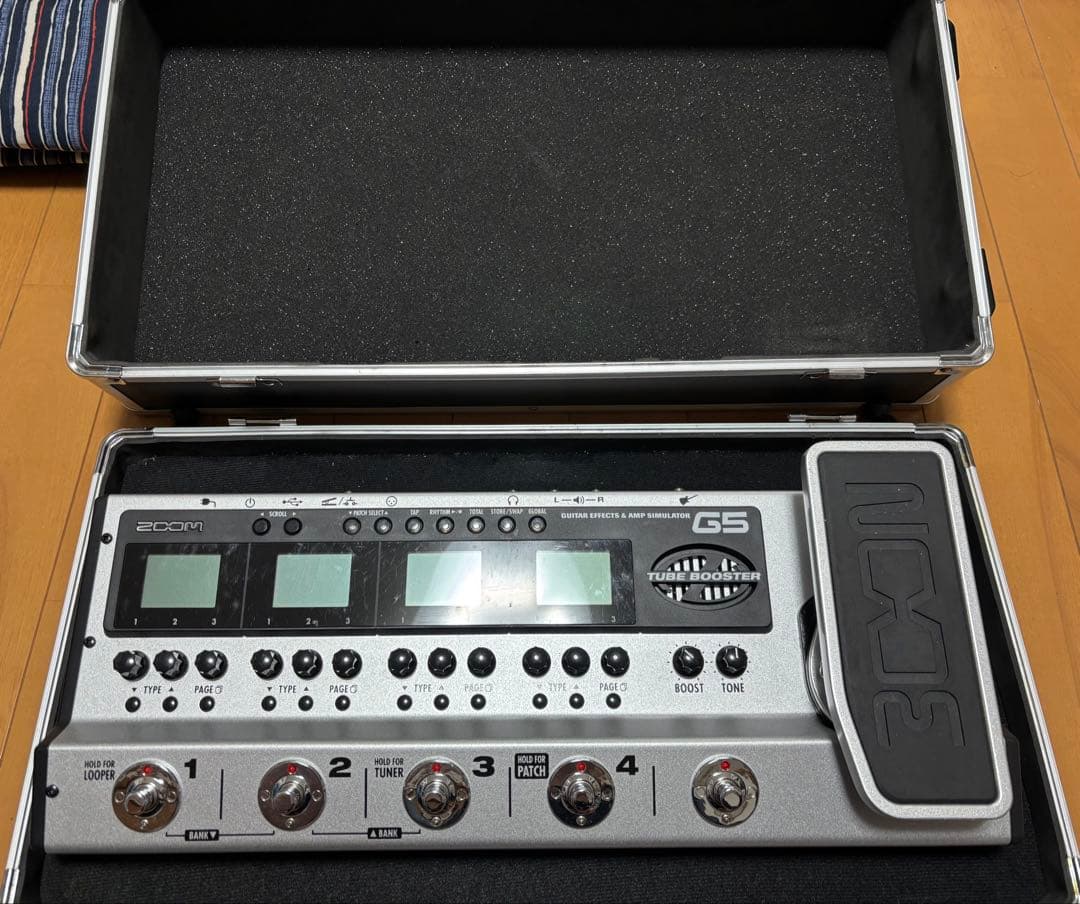 ZOOM G5 マルチエフェクター　ハードケース付き