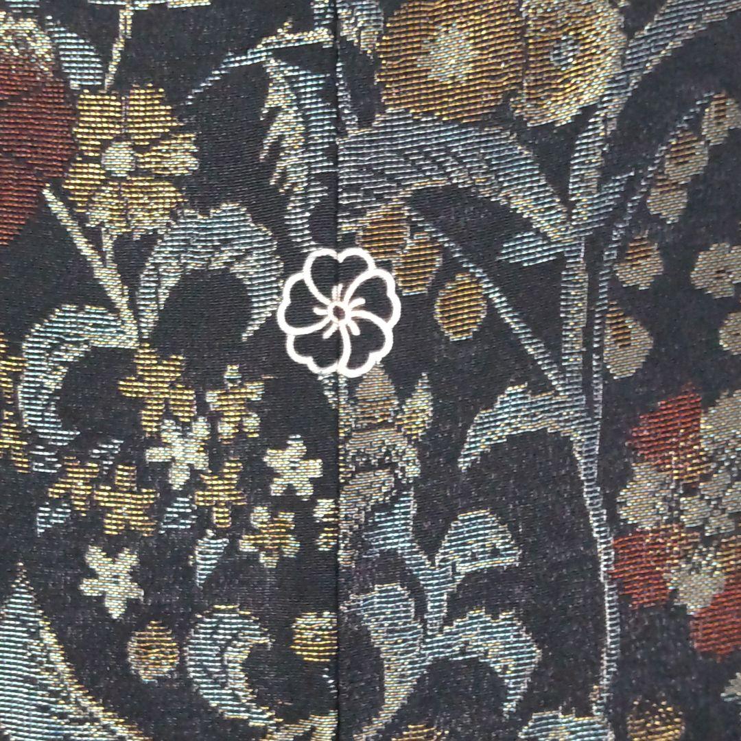 羽織り、金、プラチナ、漆使用。
