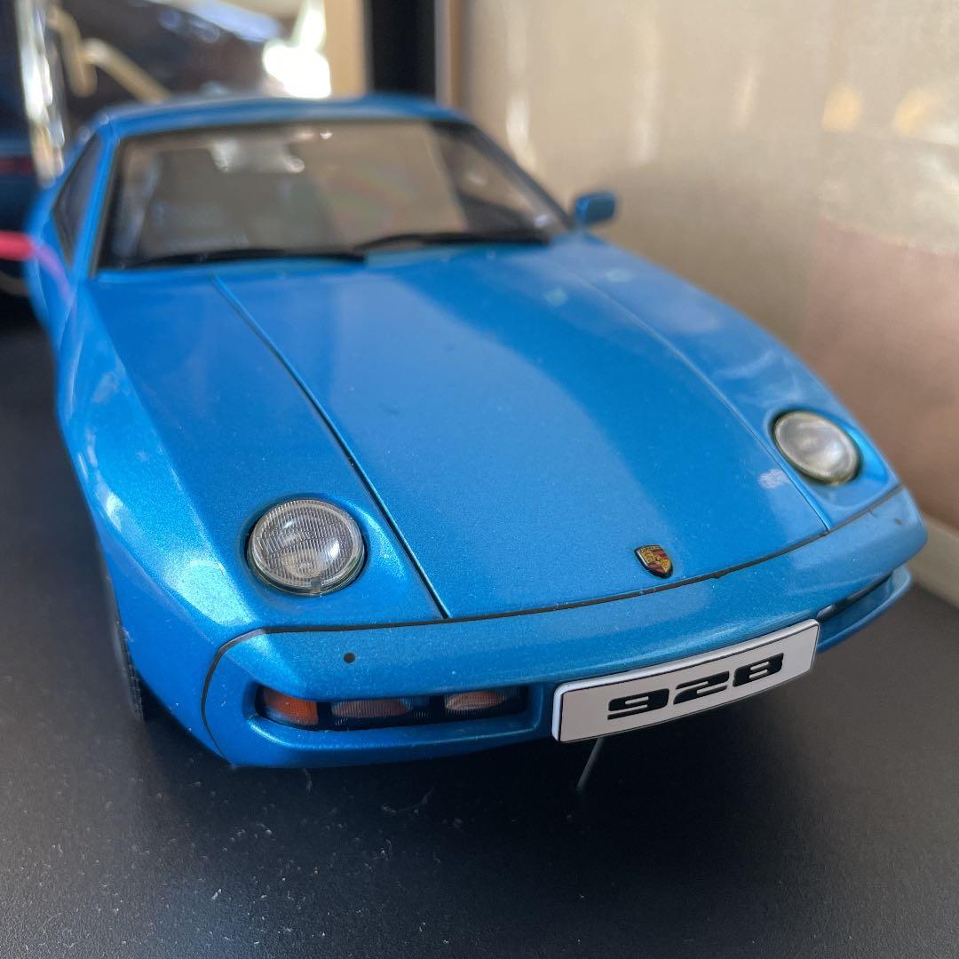1/18 オートアート　ポルシェ928 ブルー