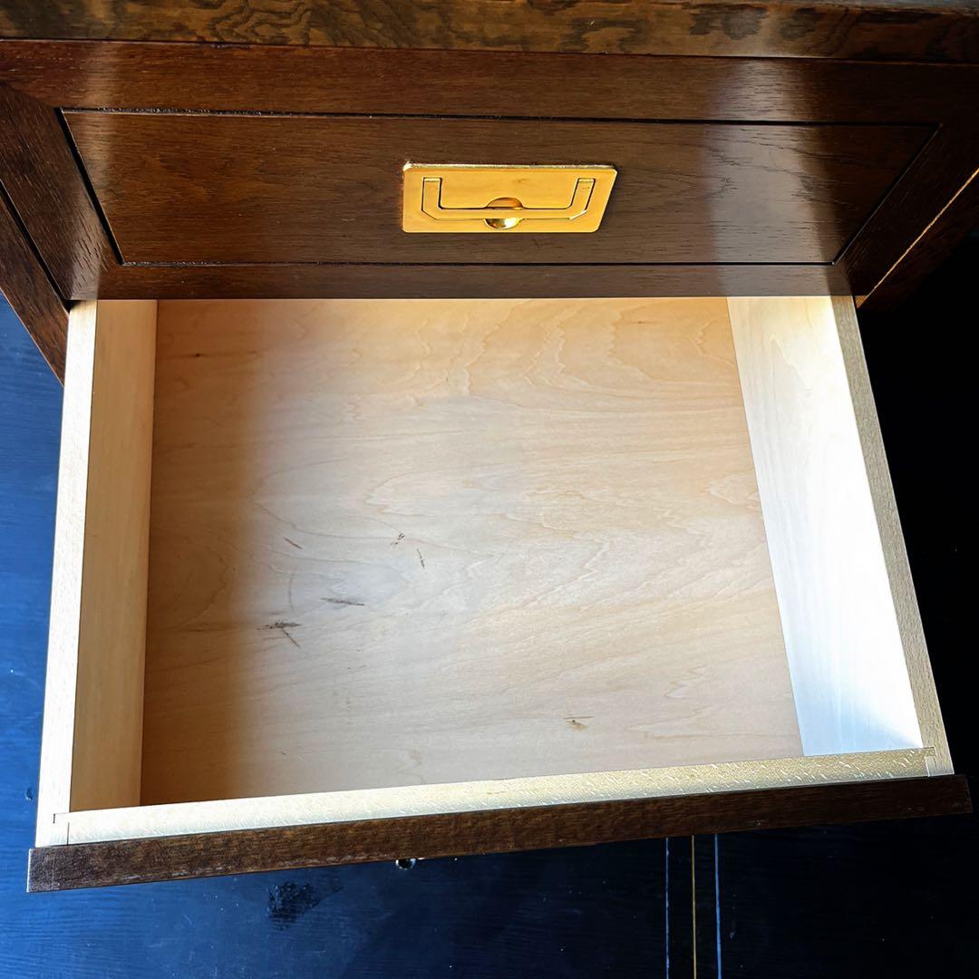 取付無料！カリモク ドマーニ モーガントン 天然木アンティーク風三段チェスト✨