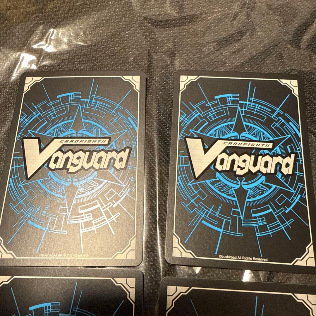 ヴァンガード モンスト 英雄を慕いし決意の王女 アンドロメダ RR 4枚