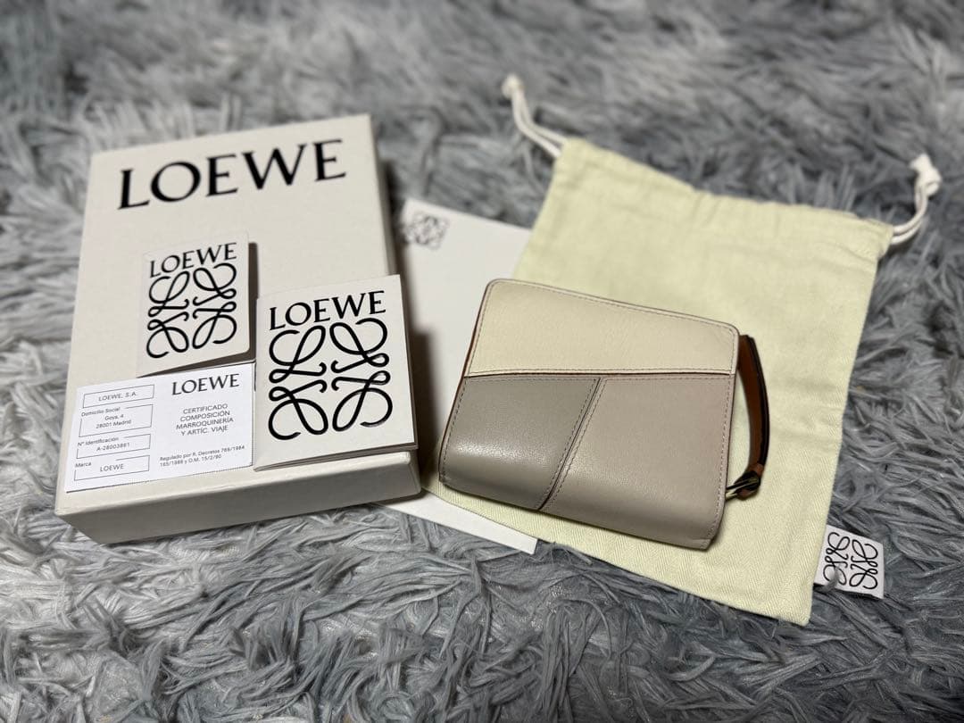 LOEWE 財布 2つ折り