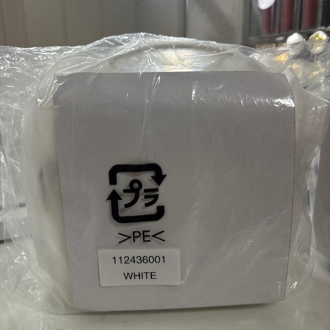 【新品未開封】darich キルティングスクエアミニバッグ WHT