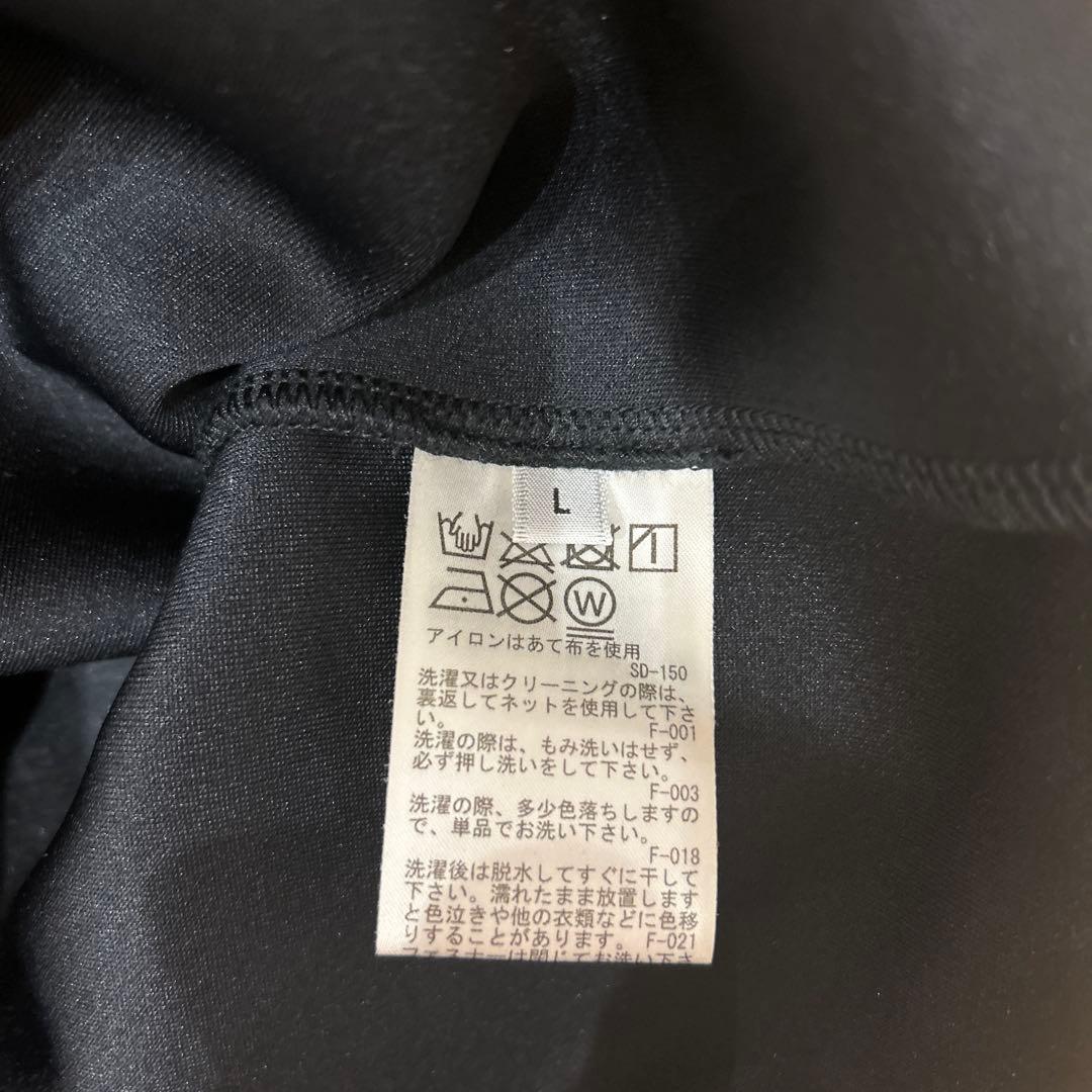 ジュン&ロペ　黒　トレーナー