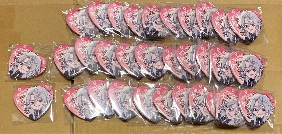 18trip エイトリ　百目鬼潜　ハート缶バッジ