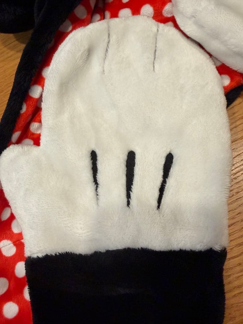 ミニーちゃん ファンキャップマフラーとヘアピンセット