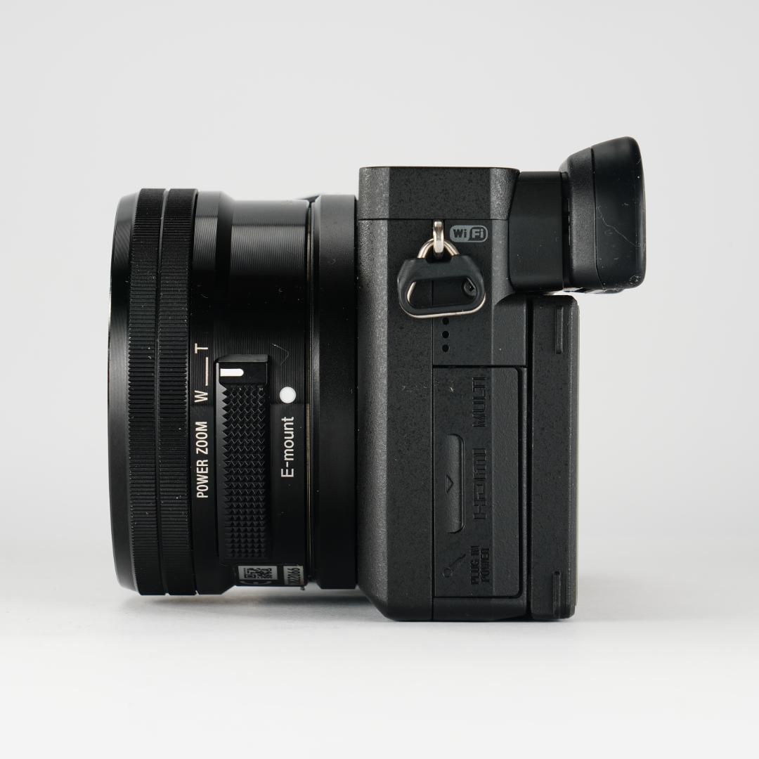 子どもの2度と戻らない瞬間を美しく、最高カメラ SONY α6400 ミラーレス