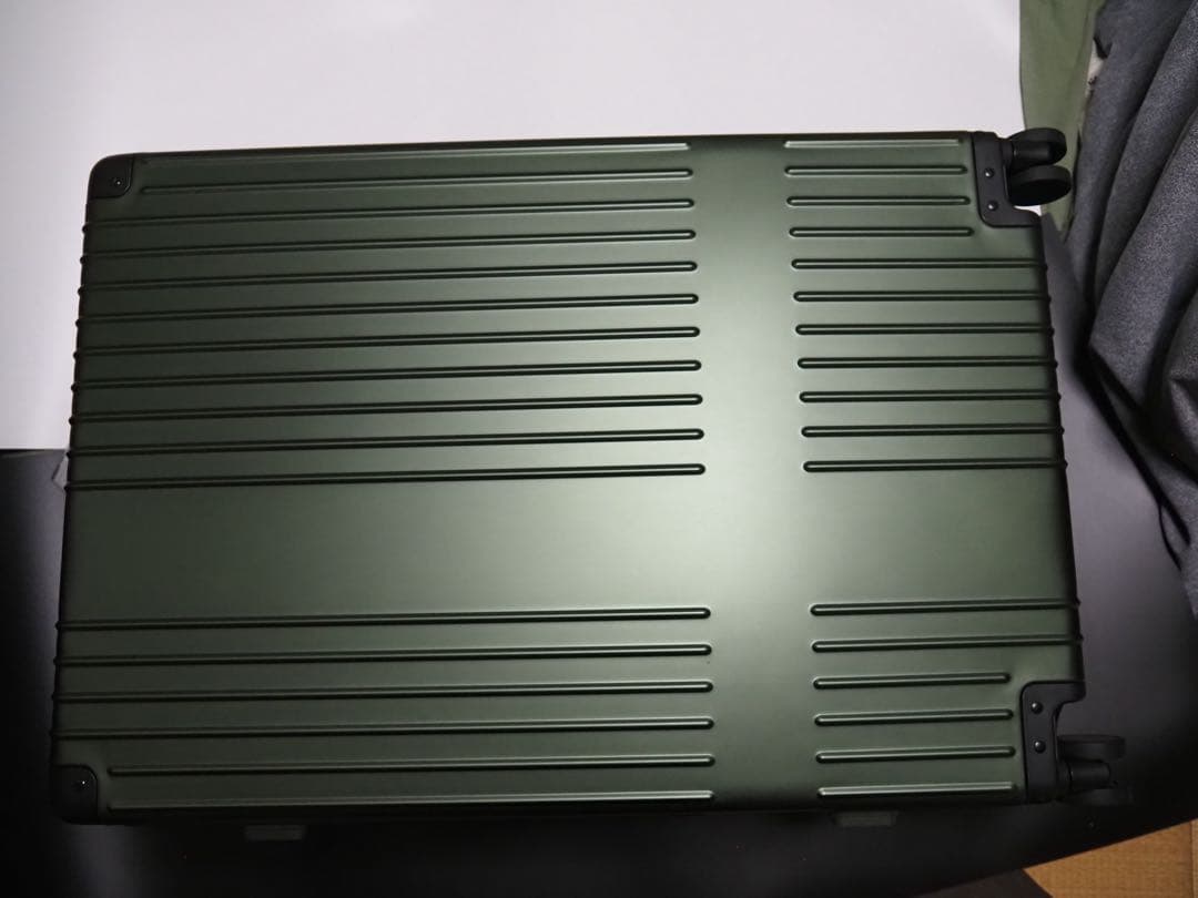 イノベーター スーツケース INV7811 OLIVE 96L アルミボディ