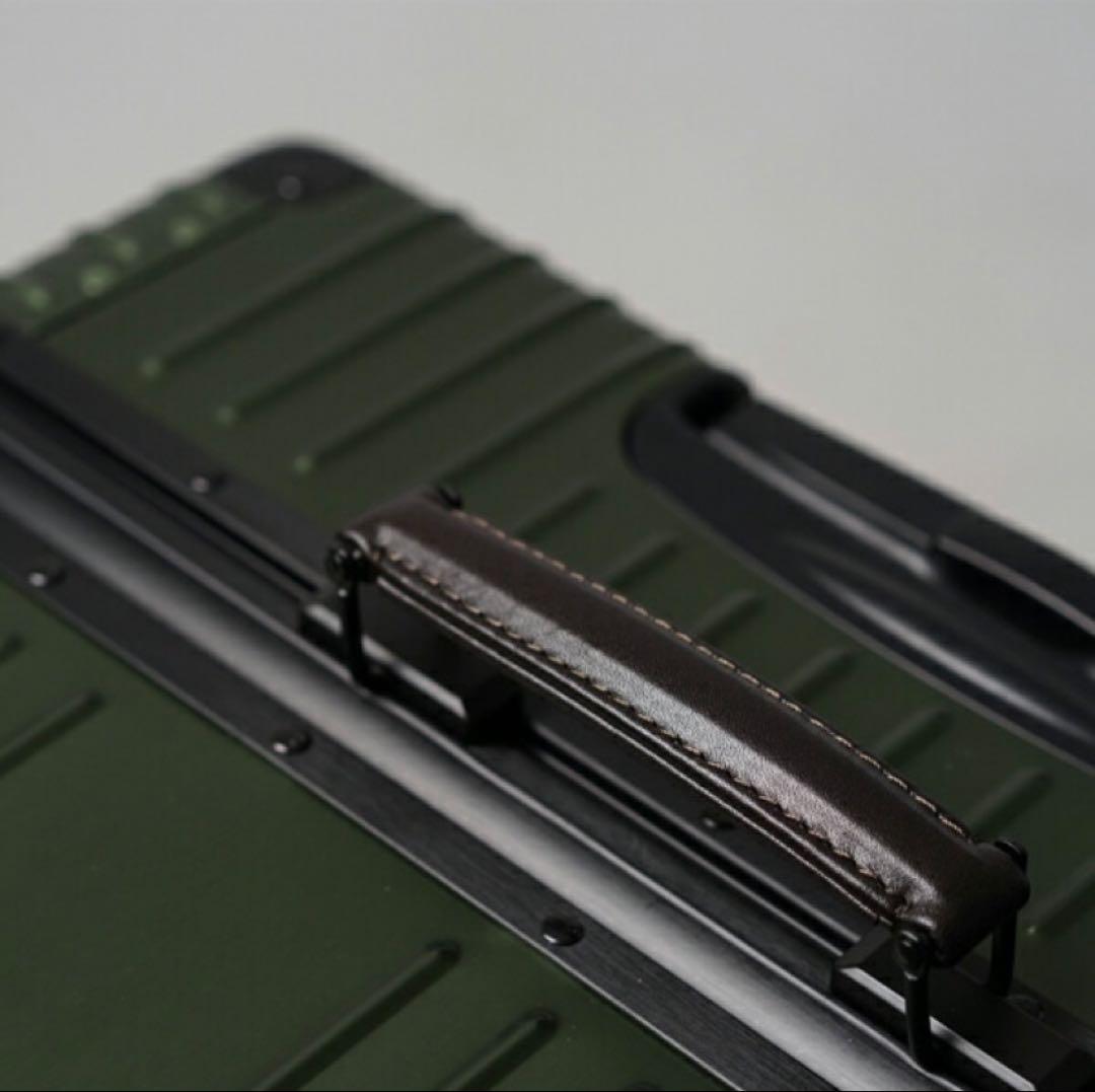 イノベーター スーツケース INV7811 OLIVE 96L アルミボディ