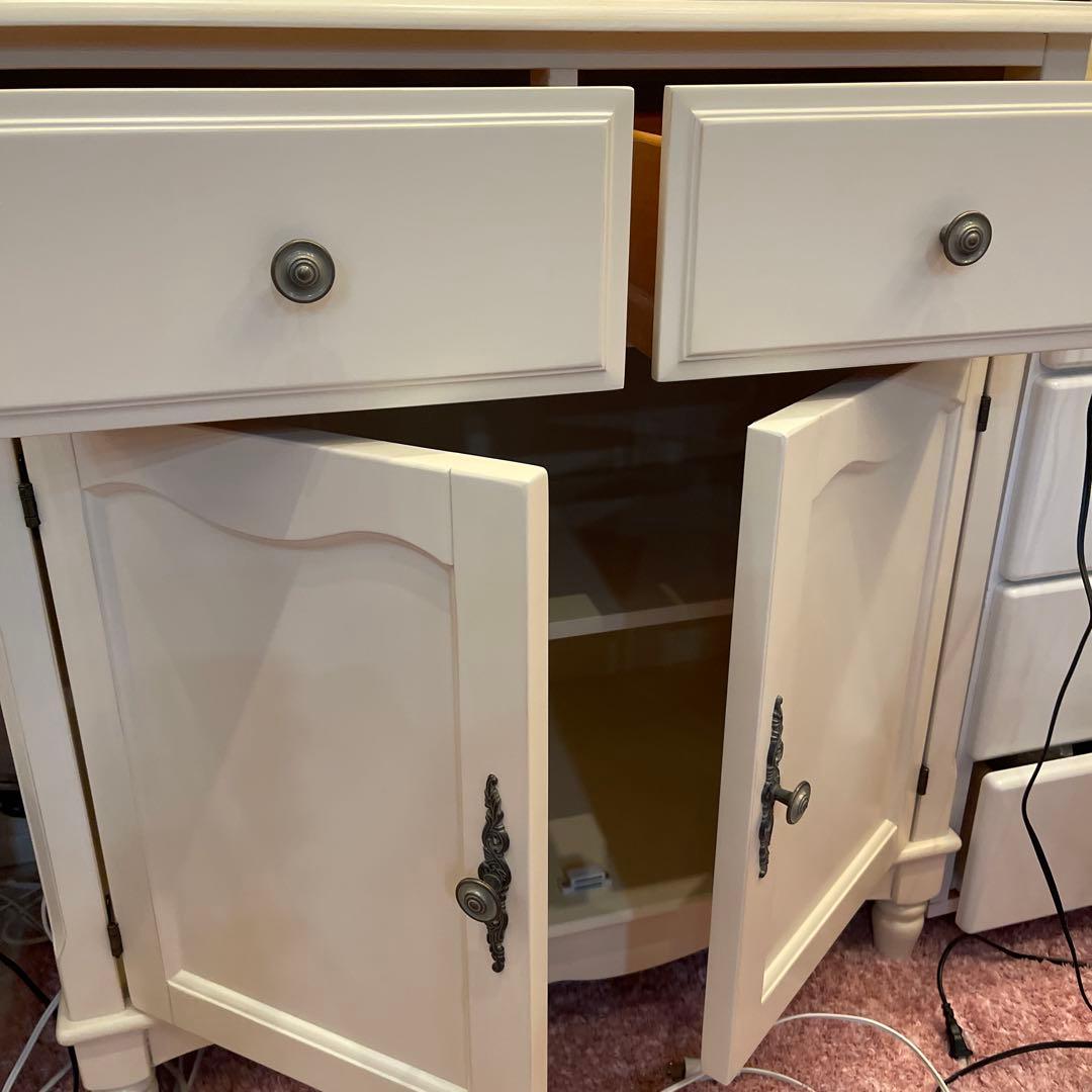 フレンチカントリー調北欧アイボリー木製キャビネット 両開きチェスト収納姫系