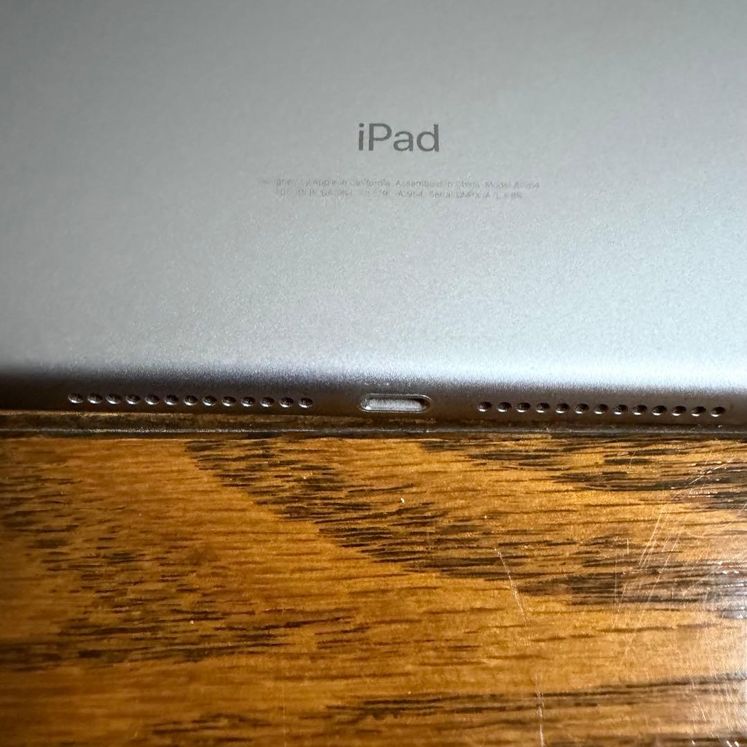 3姉妹mamaiPad 第6世代 32GB グレー